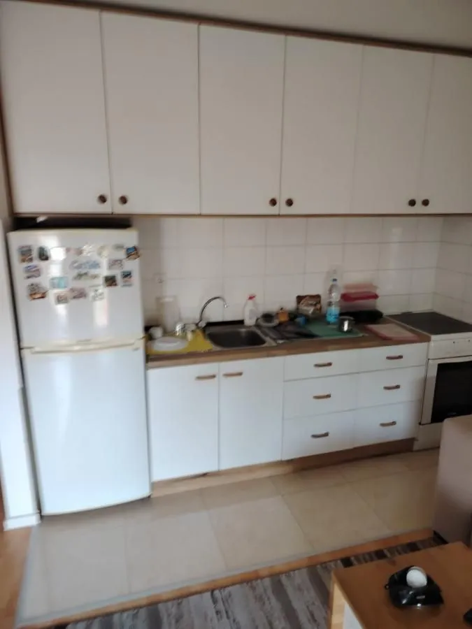 Izdavanje, garsonjera, 28m², Nova Detelinara, Novi Sad Sve Podlokacije