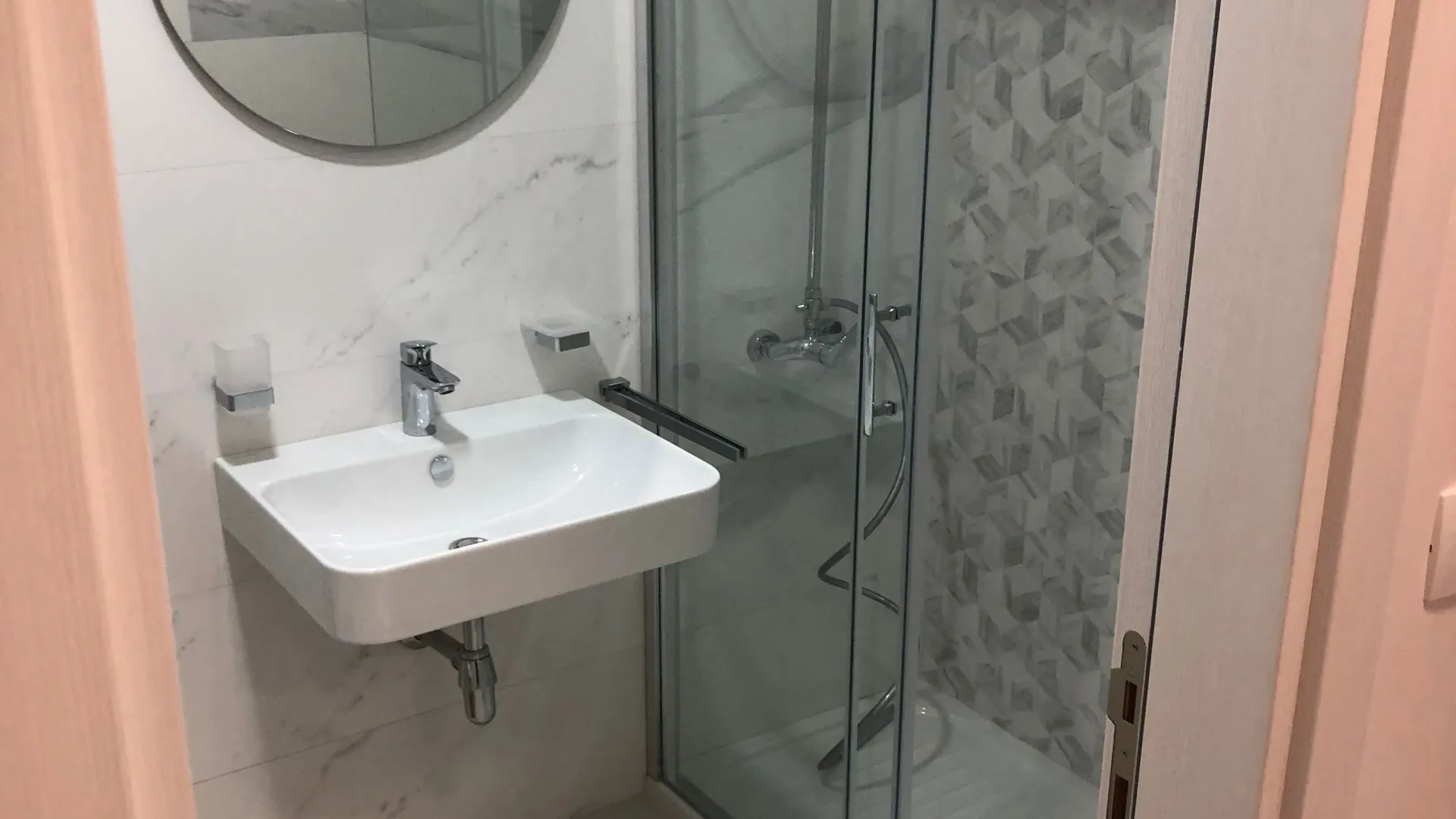 Rent, one bedroom apartment, 46m², Central Point, Podgorica