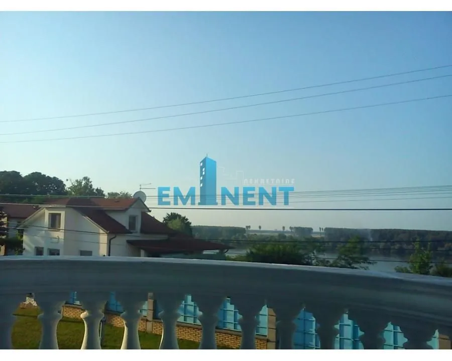 Izdavanje, kuća, 360m², Zemun Gornji Grad, Zemun Sve Podlokacije