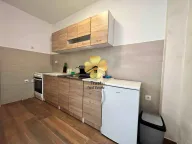 Izdavanje, jednosoban stan, 45m², Tološi, Podgorica - image 3