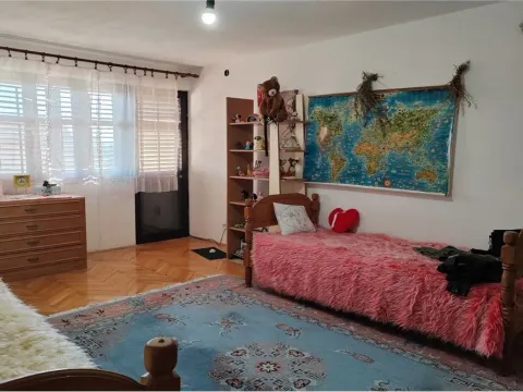 Prodaja, kuća, 135m², Niš, Srbija - image 22