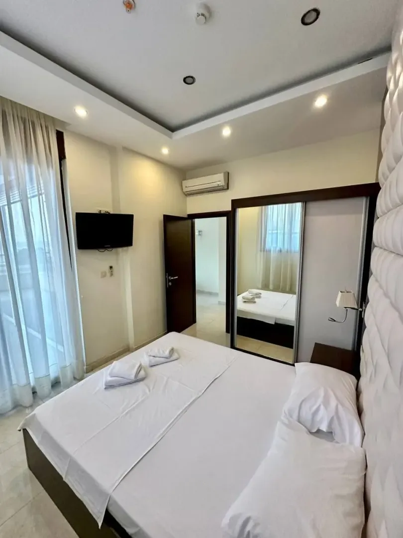 Rent, one bedroom apartment, 67m², Bečići, Budva