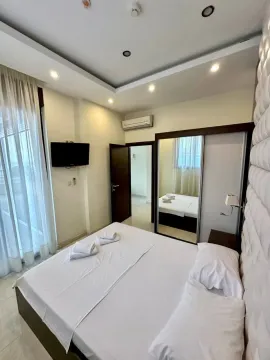Rent, one bedroom apartment, 67m², Bečići, Budva - image 7