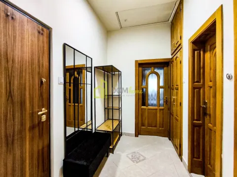 Izdavanje, trosoban stan, 115m², Momišići, Podgorica - image 11