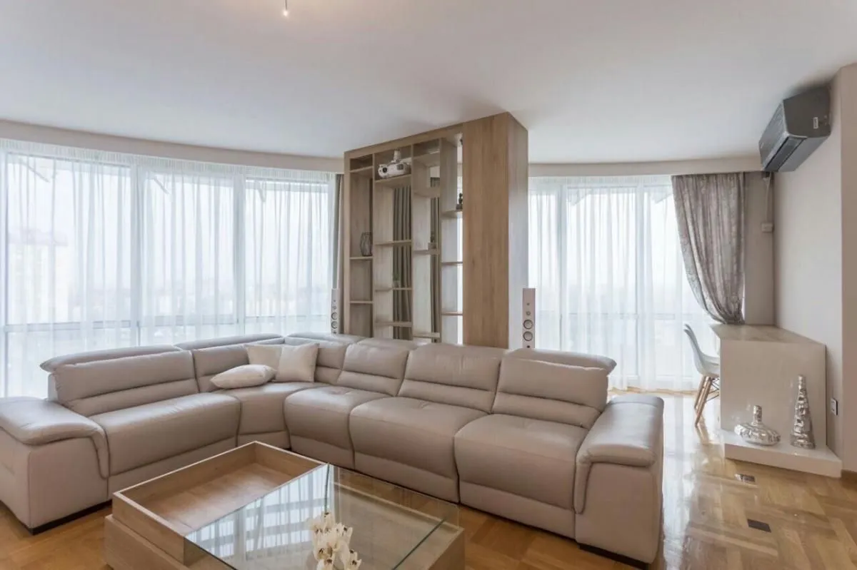 Prodaja, trosoban stan, 120m², Bulevar patrijarha Pavla, Novi Sad Sve Podlokacije