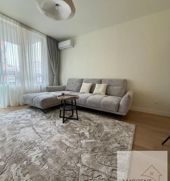Prodaja, dvosoban stan, 60m², Savski Venac, Beograd