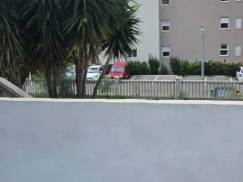 Izdavanje, dvosoban stan, 100m², Kalimanj, Tivat - image 3