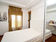 Rent, four bedroom apartment, 130m², Centar, Podgorica - image 9