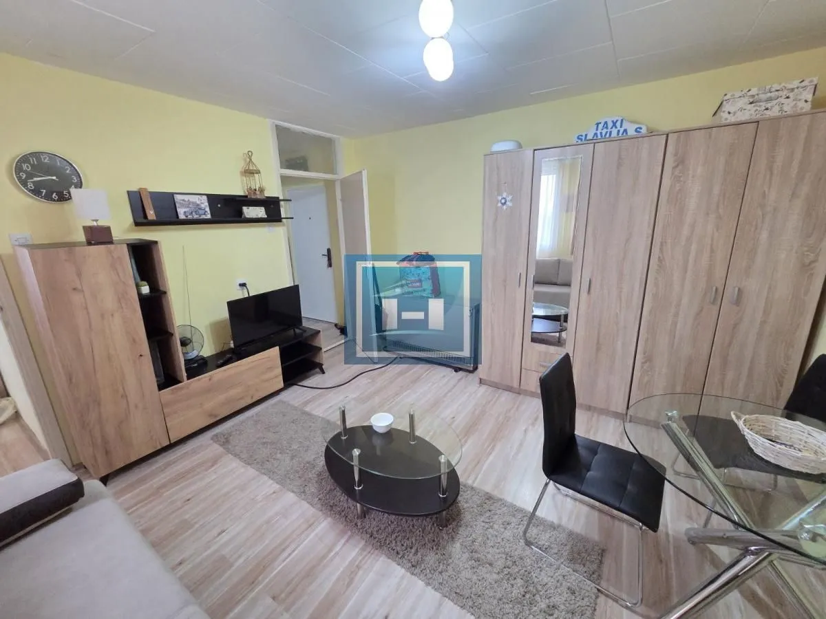 Rent, one bedroom apartment, 27m², Centar, Ćuprija