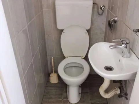 Rent, office space, 300m², Sajlovo, Novi Sad Sve Podlokacije - image 9