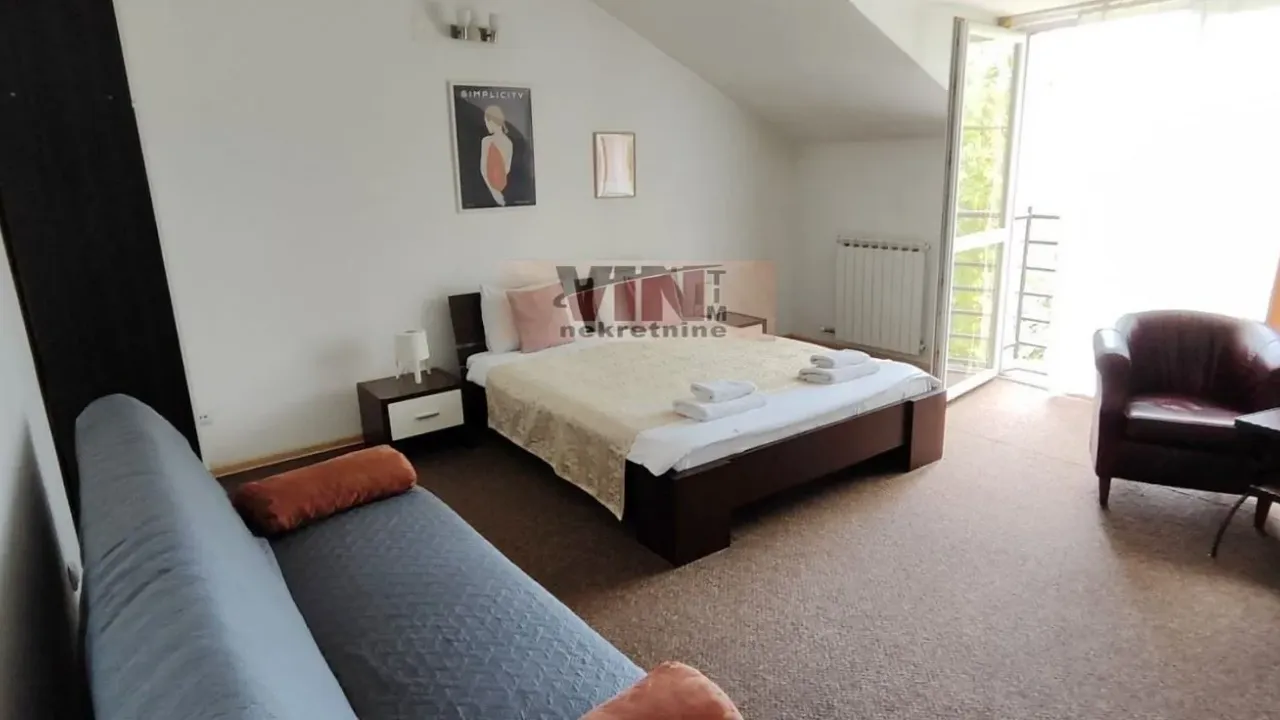 Prodaja, jednosoban stan, 33m², Bulevar Oslobodjenja, Novi Sad Sve Podlokacije