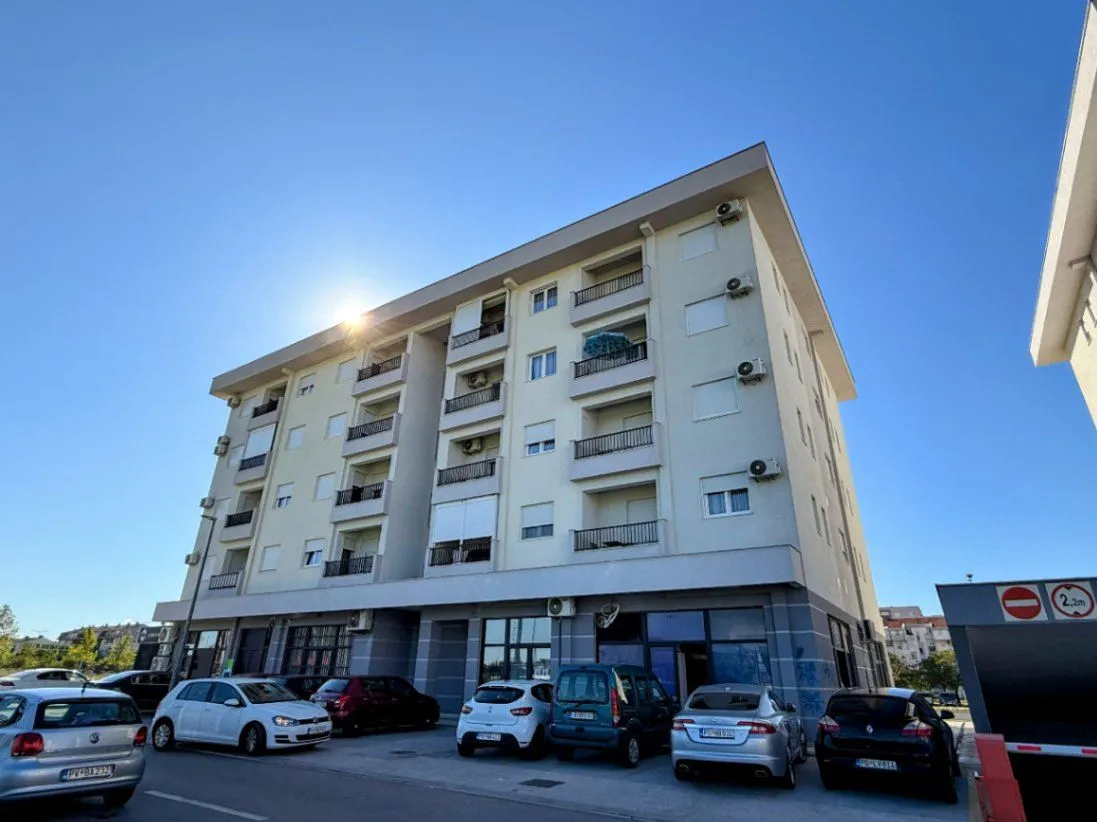 Prodaja, jednosoban stan, 43m², Stari Aerodrom, Podgorica