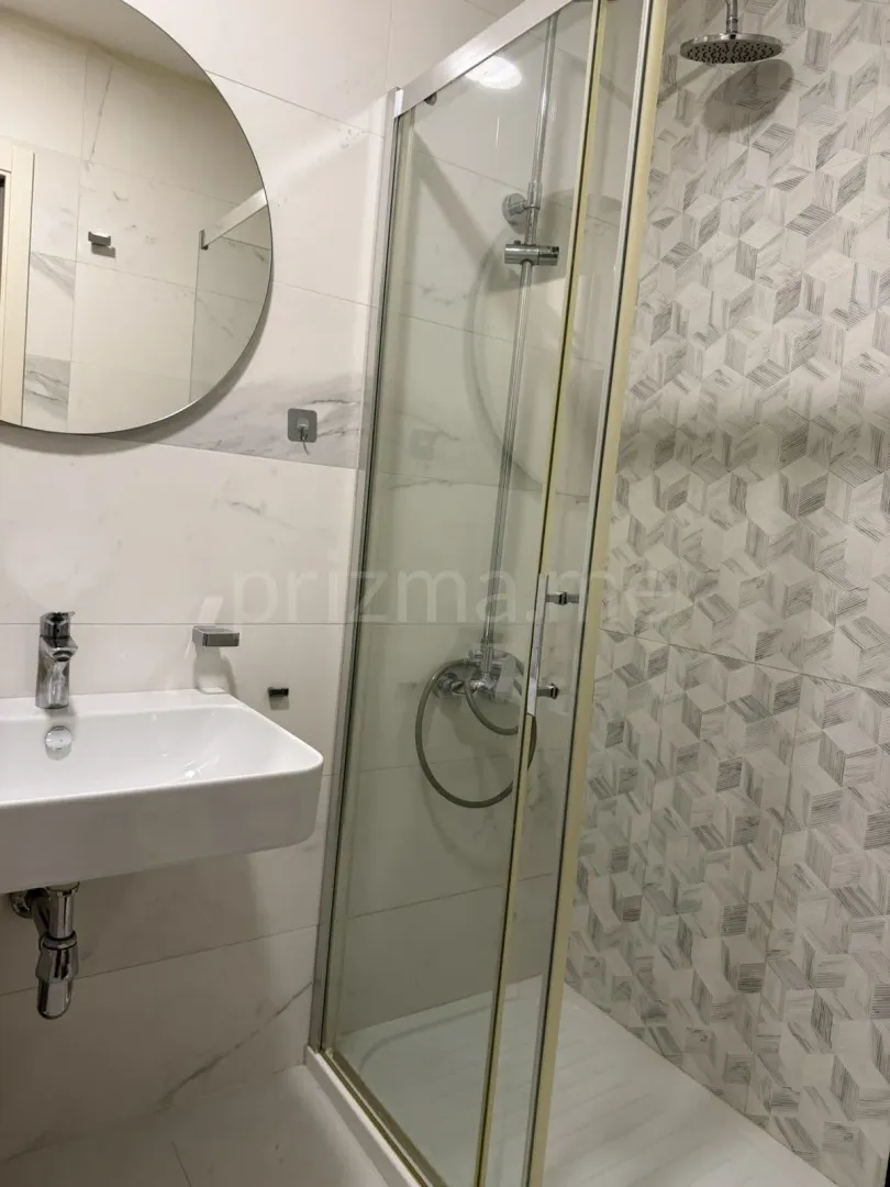 Prodaja, jednosoban stan, 49m², Central Point, Podgorica