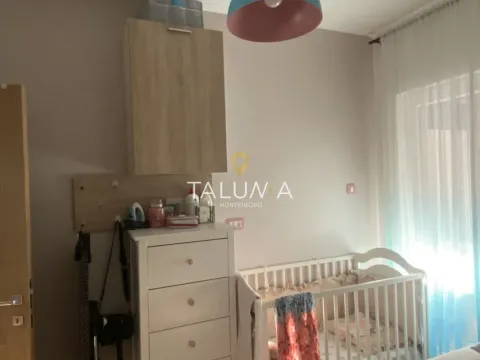 Izdavanje, jednosoban stan, 42m², Pobrežje, Podgorica - image 3