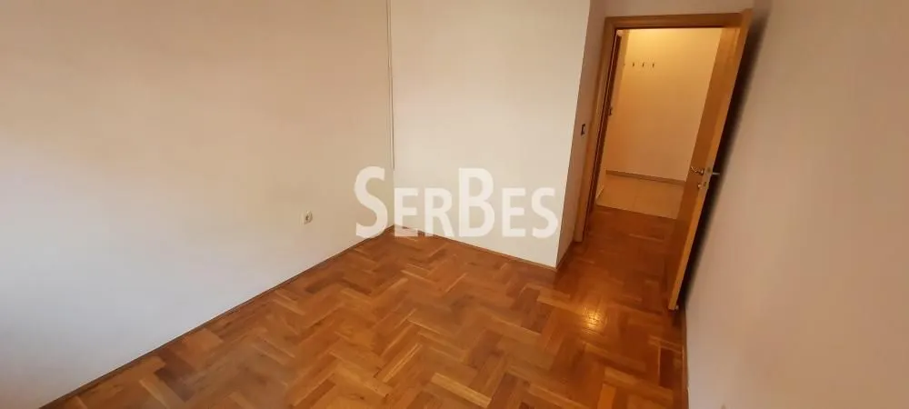 Rent, office space, 146m², Salajka, Novi Sad Sve Podlokacije