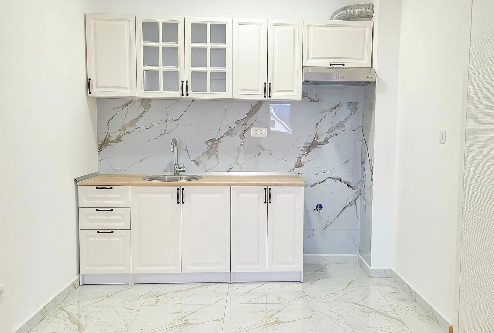 Izdavanje, jednosoban stan, 44m², Zagorič, Podgorica