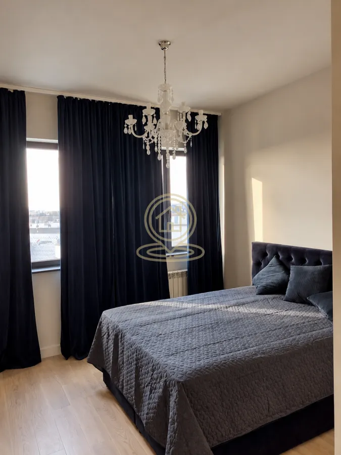 Izdavanje, trosoban stan, 84m², Savski Venac, Beograd
