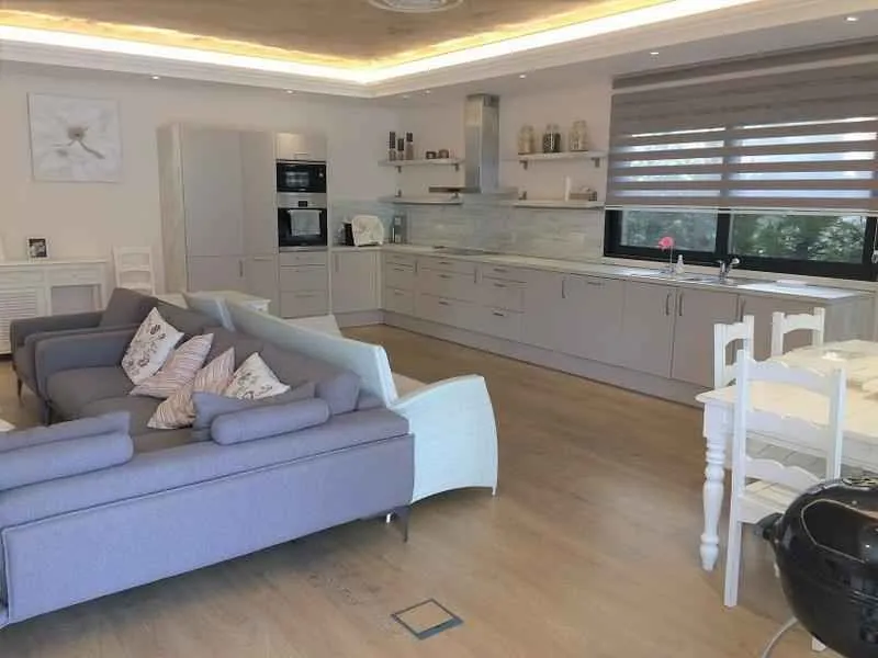 Prodaja, kuća, 294m², Stoliv, Kotor