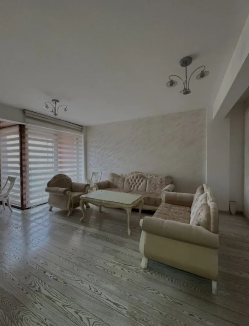 Izdavanje, trosoban stan, 95m², Preko Morače, Podgorica