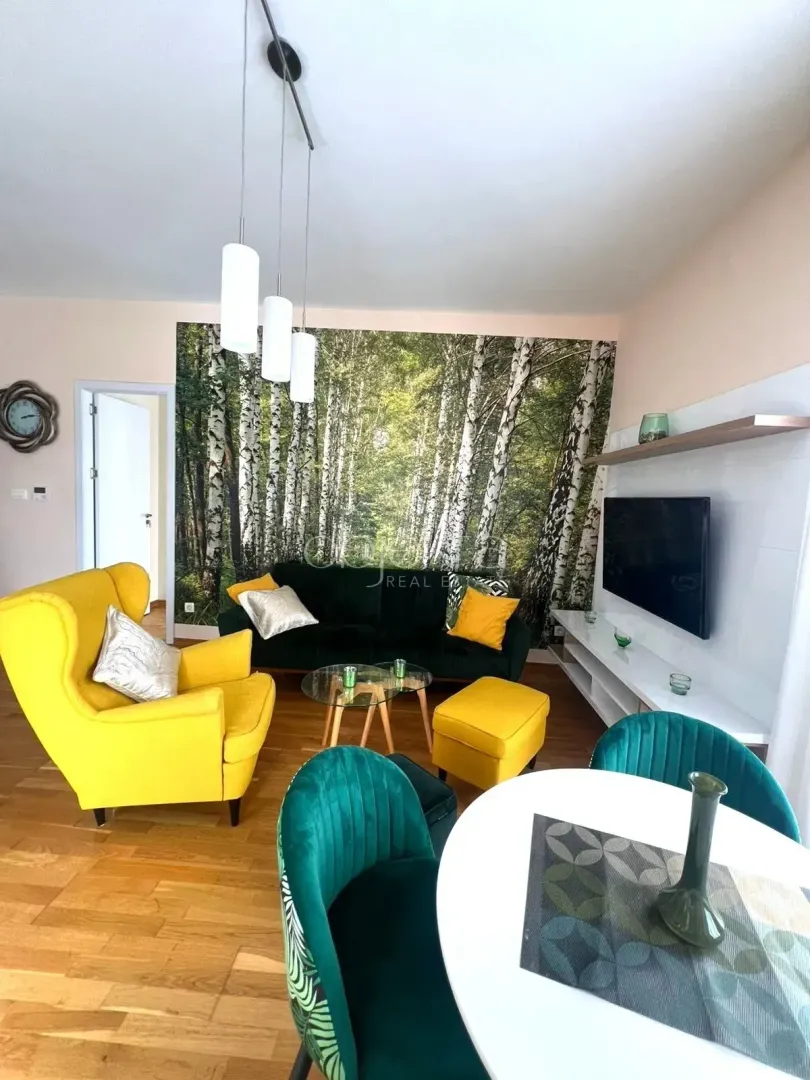Rent, two bedroom apartment, 65m², Tivat, Crna Gora