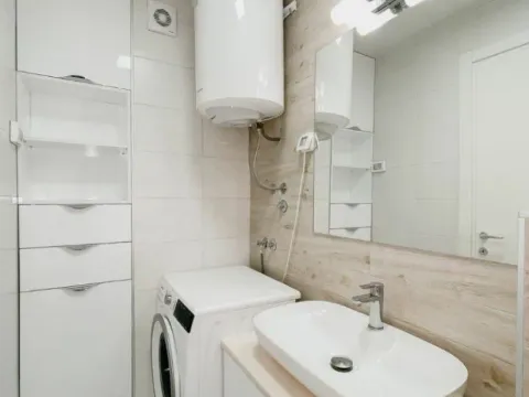 Sale, two bedroom apartment, 65m², City Kej, Podgorica - image 3