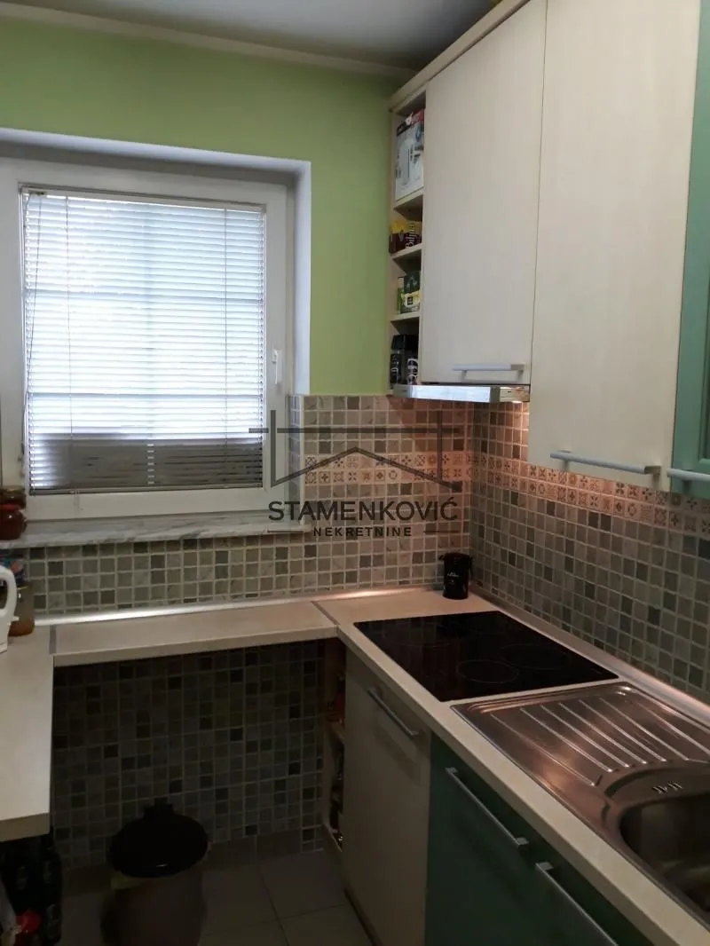 Prodaja, dvosoban stan, 63m², Novo naselje, Novi Sad