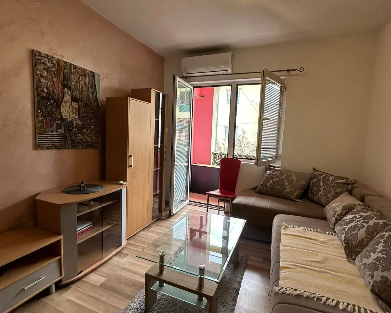 Rent, one bedroom apartment, 45m², Zagorič, Podgorica