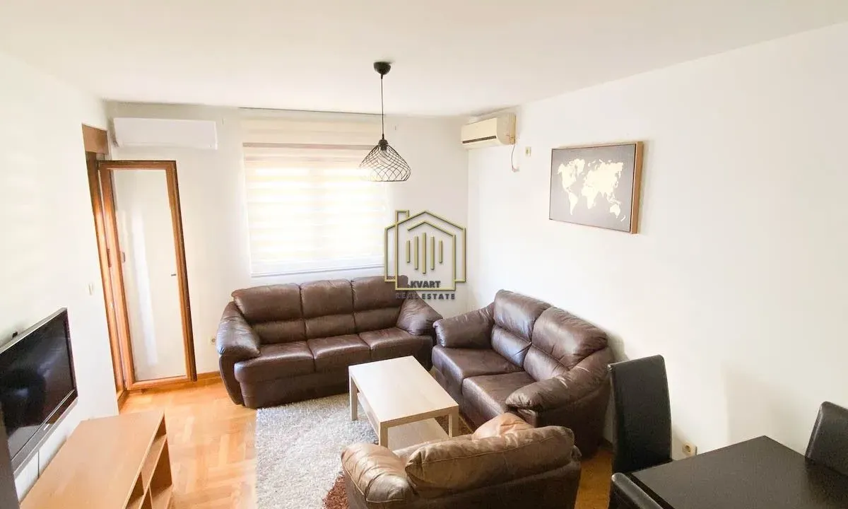 Izdavanje, dvosoban stan, 65m², Stari Aerodrom, Podgorica