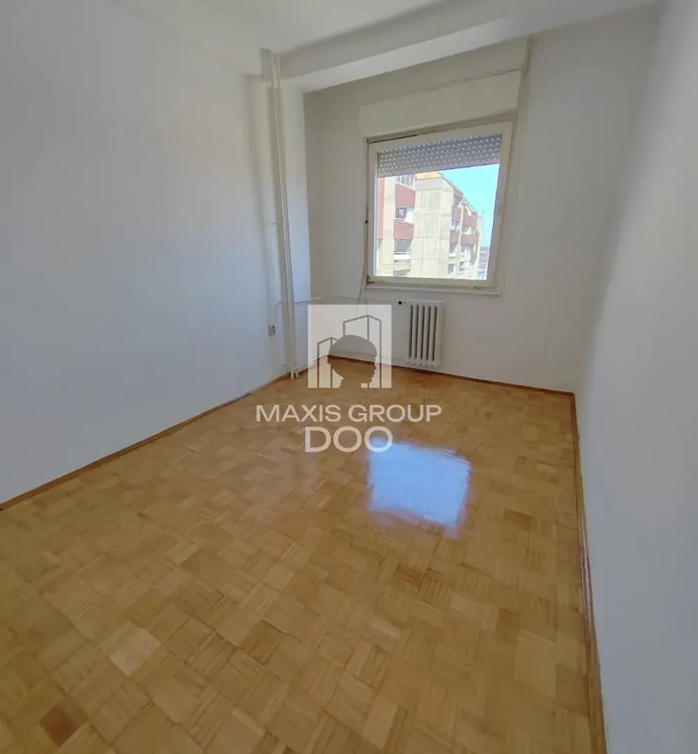 Sale, three bedroom apartment, 59m², Aerodrom, Kragujevac