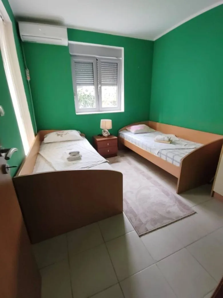 Sale, two bedroom apartment, 57m², Petrovac, Budva