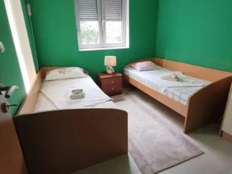 Sale, two bedroom apartment, 57m², Petrovac, Budva - image 5