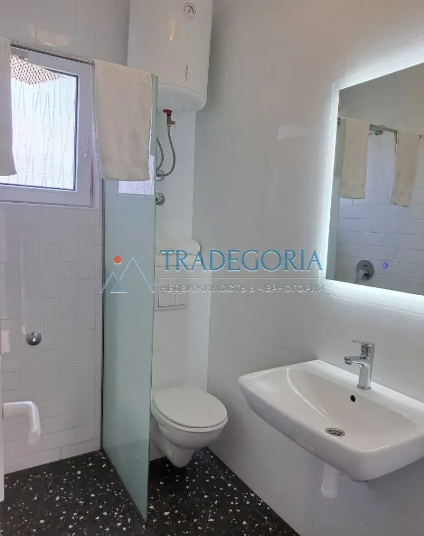 Prodaja, ugostiteljski objekat, 375m², Sutomore, Bar