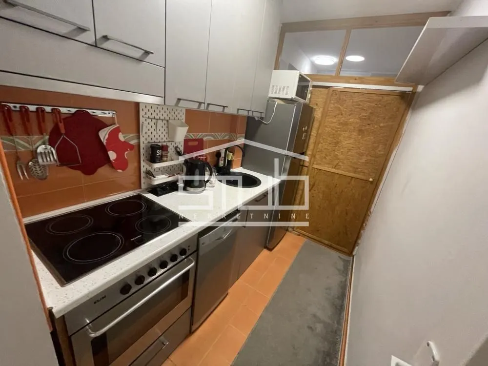 Rent, two bedroom apartment, 51m², Julino Brdo, Beograd