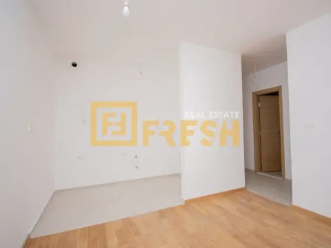 Izdavanje, jednosoban stan, 45m², City Kvart, Podgorica - image 8