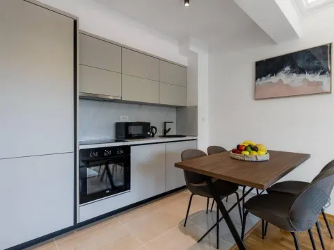 Prodaja, jednosoban stan, 52m², Bečići, Budva - image 5