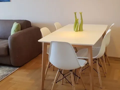 Rent, one bedroom apartment, 49m², Centar, Tivat - image 7