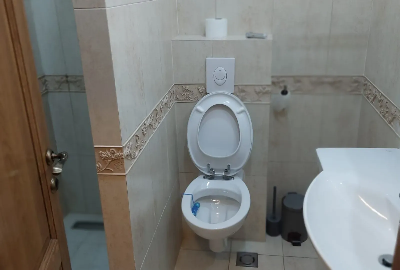 Izdavanje, jednosoban stan, 53m², Dobrota, Kotor