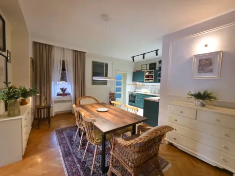 Izdavanje, trosoban stan, 145m², Preko Morače, Podgorica - image 2