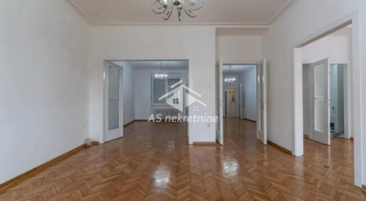 Rent, apartment, 136m², Stari Grad, Beograd