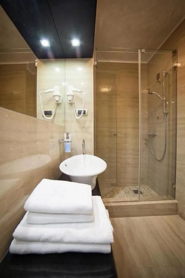 Rent, office space, 250m², Sajmište, Novi Sad