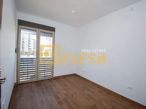 Izdavanje, trosoban stan, 80m², City Kvart, Podgorica - image 10