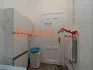 Prodaja, trosoban stan, 87m², Vračar Centar, Vračar Sve Podlokacije - image 19