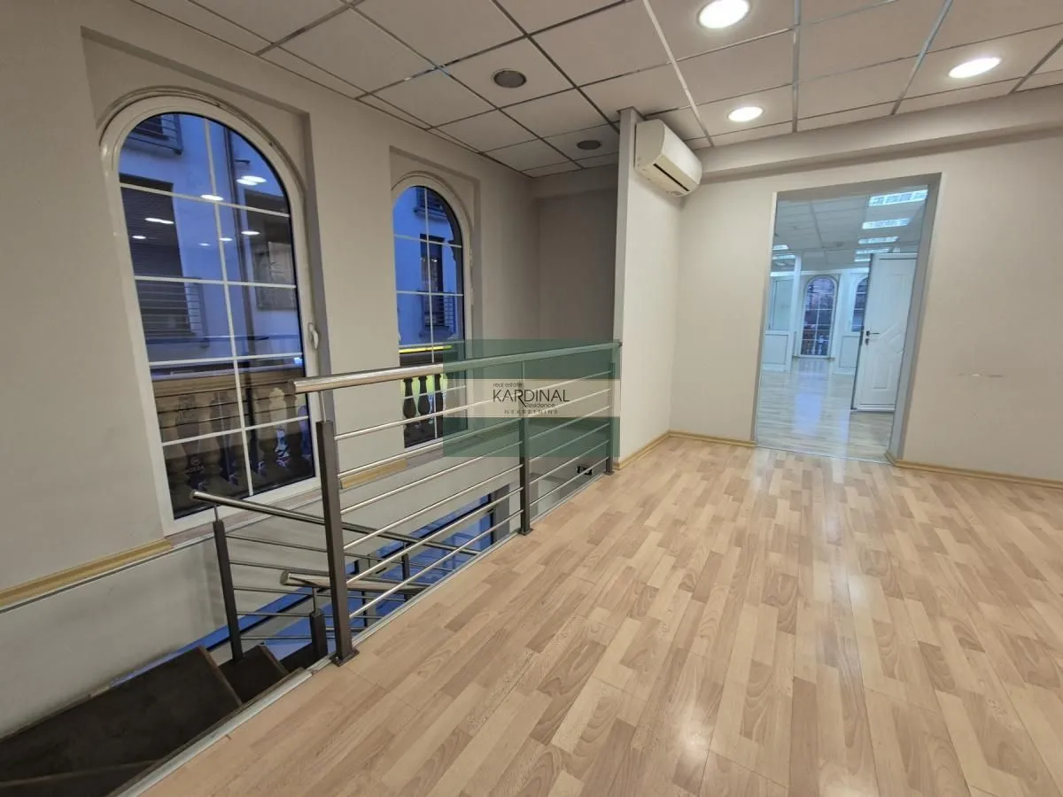 Rent, office space, 326m², Centar, Jagodina