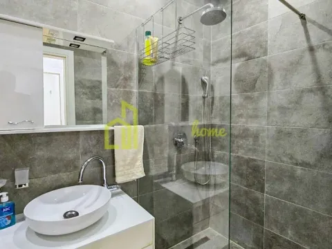 Izdavanje, dvosoban stan, 75m², Centar, Podgorica - image 19