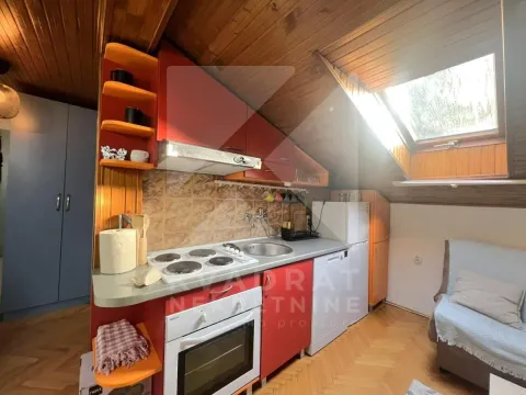 Izdavanje, jednosoban stan, 39m², Centar, Podgorica - image 3