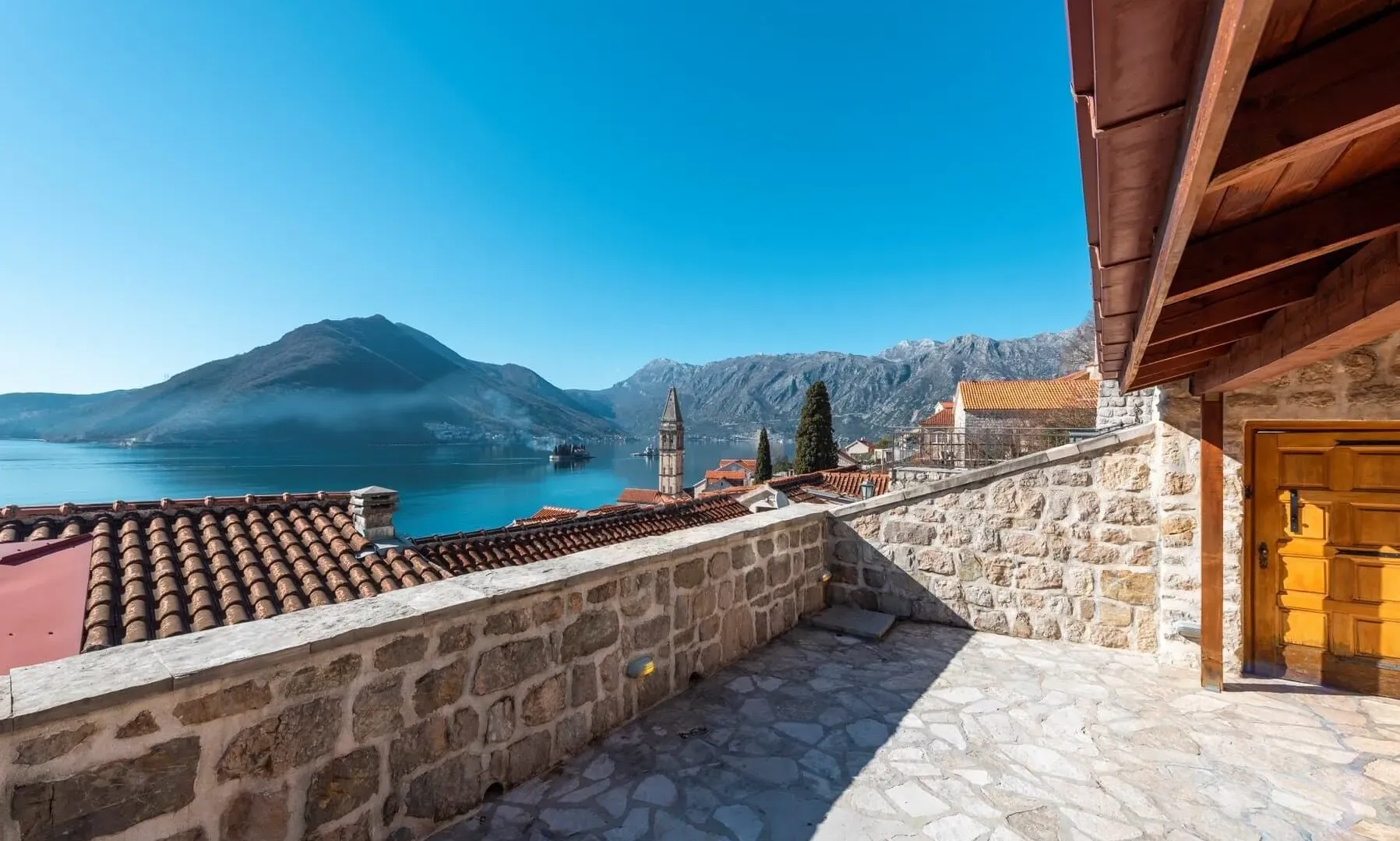 Sale, two bedroom apartment, 87m², Perast, Kotor