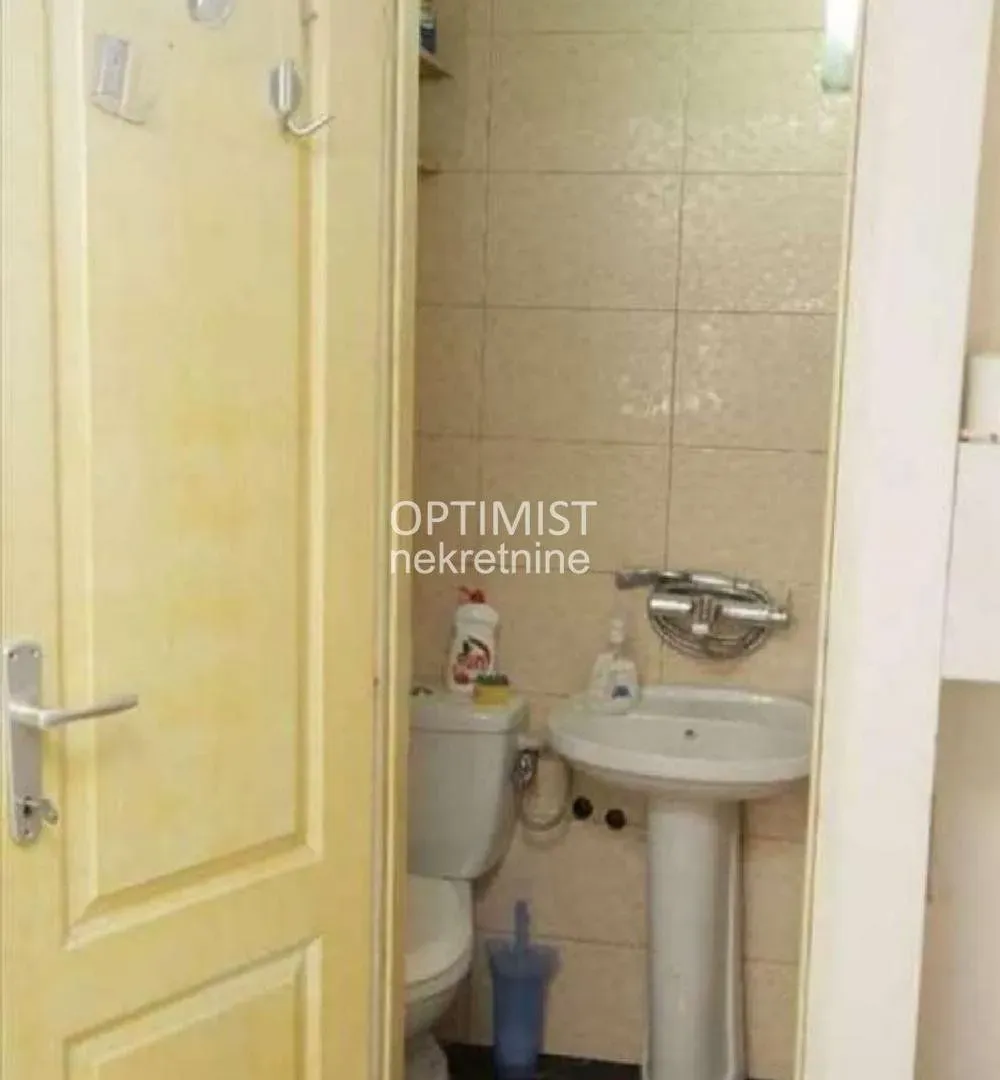 Sale, office space, 38m², Stari Grad, Beograd