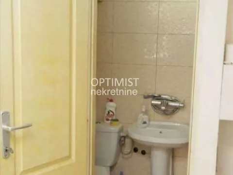 Prodaja, poslovni prostor, 38m², Stari Grad, Beograd - image 8