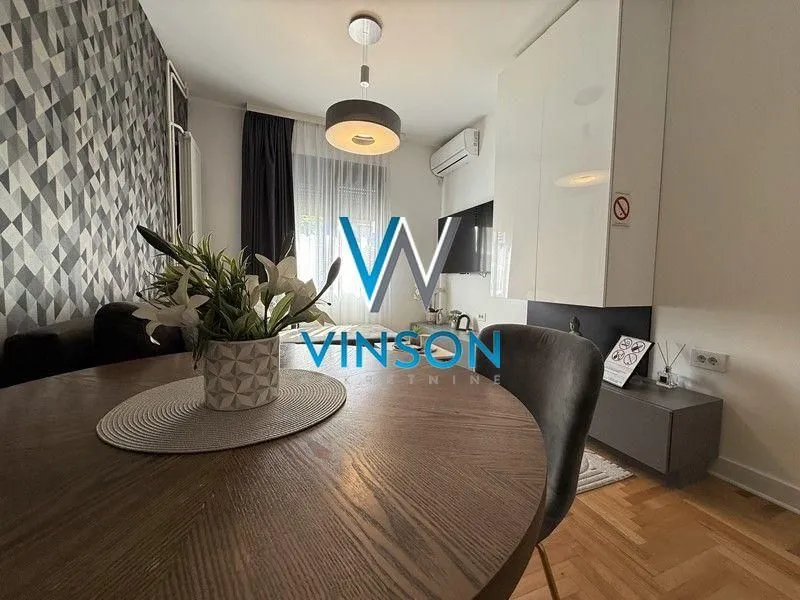 Prodaja, trosoban stan, 66m², Centar, Novi Sad