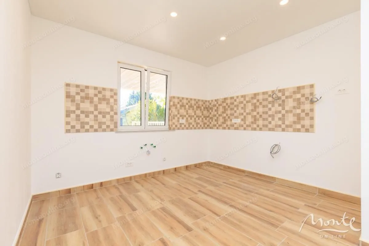 Sale, house, 134m², Bar, Crna Gora